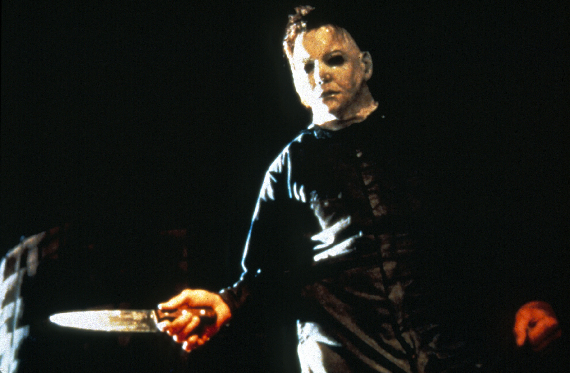Une photo de Michael Myers dans Halloween The Curse Of Michael Myers