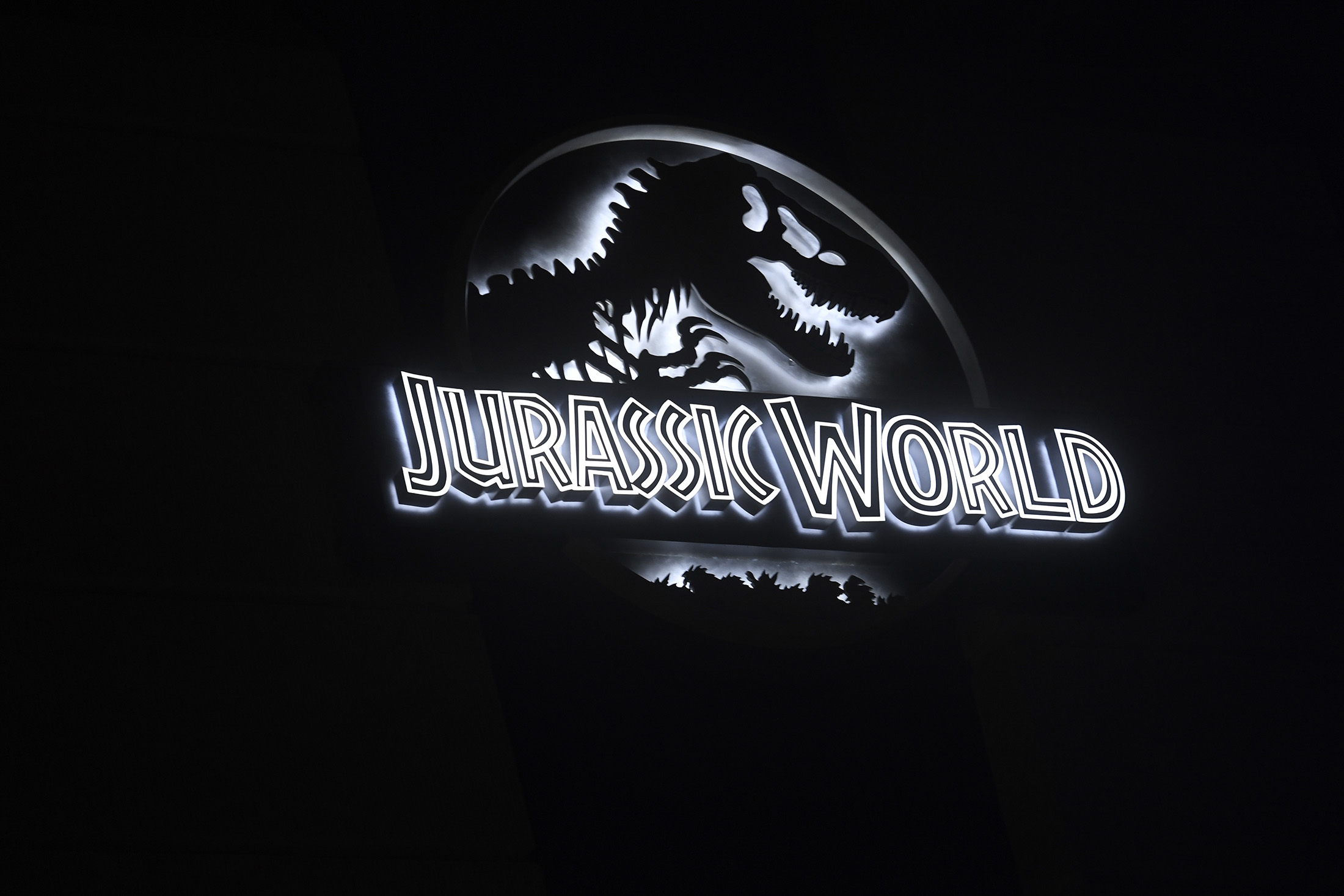 Universal Studios Hollywood héberge & quot; Jurassic World-The Ride & quot;  Grande célébration d'ouverture